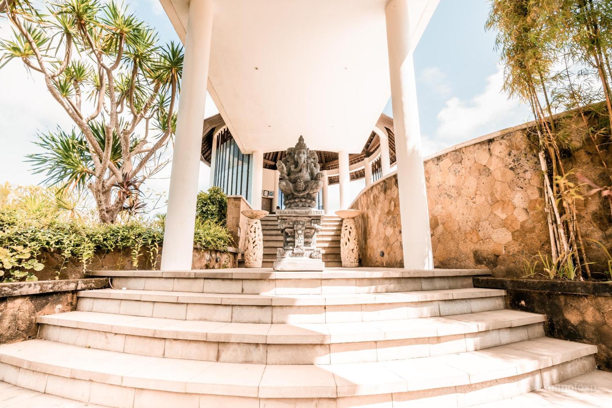 Mahagiri Villas & Spa Dreamland Улувату Екстер'єр фото